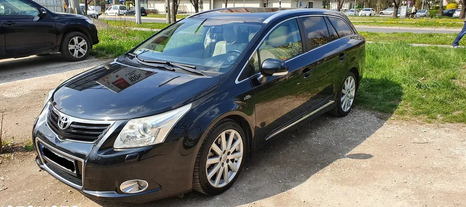 toyota avensis małopolskie Toyota Avensis cena 27900 przebieg: 276000, rok produkcji 2009 z Myślenice